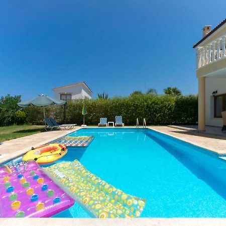 Villa Tsikkos Tria Polis ภายนอก รูปภาพ