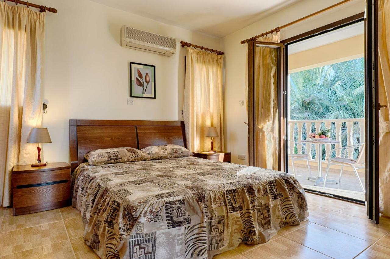 Villa Tsikkos Tria Polis ภายนอก รูปภาพ