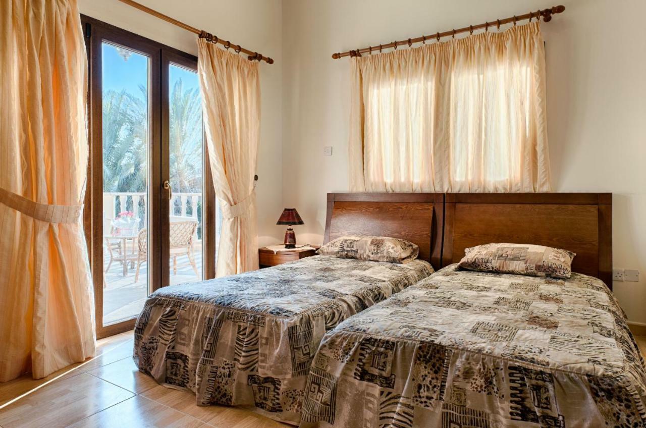 Villa Tsikkos Tria Polis ภายนอก รูปภาพ
